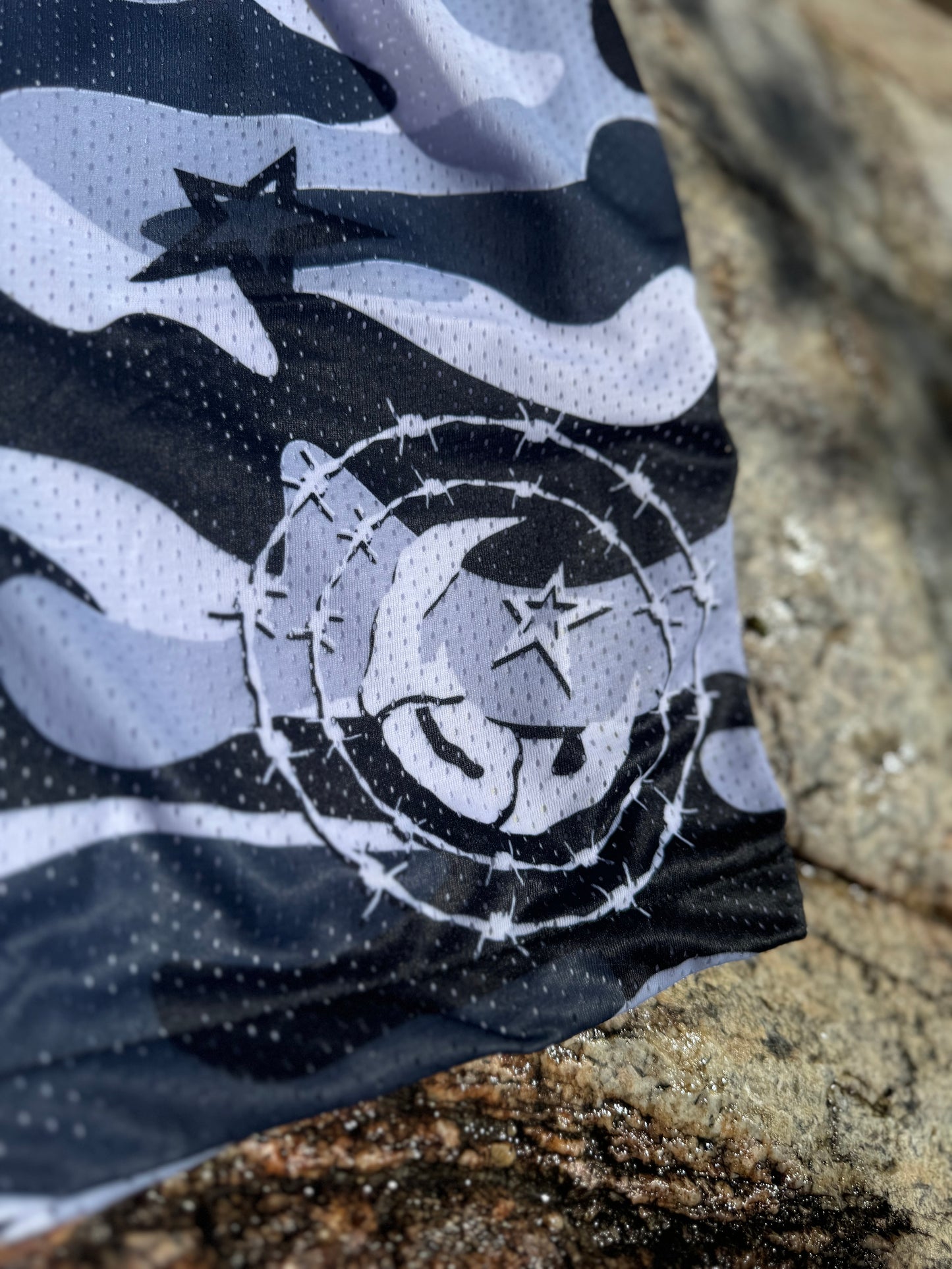 Star camo mesh shorts