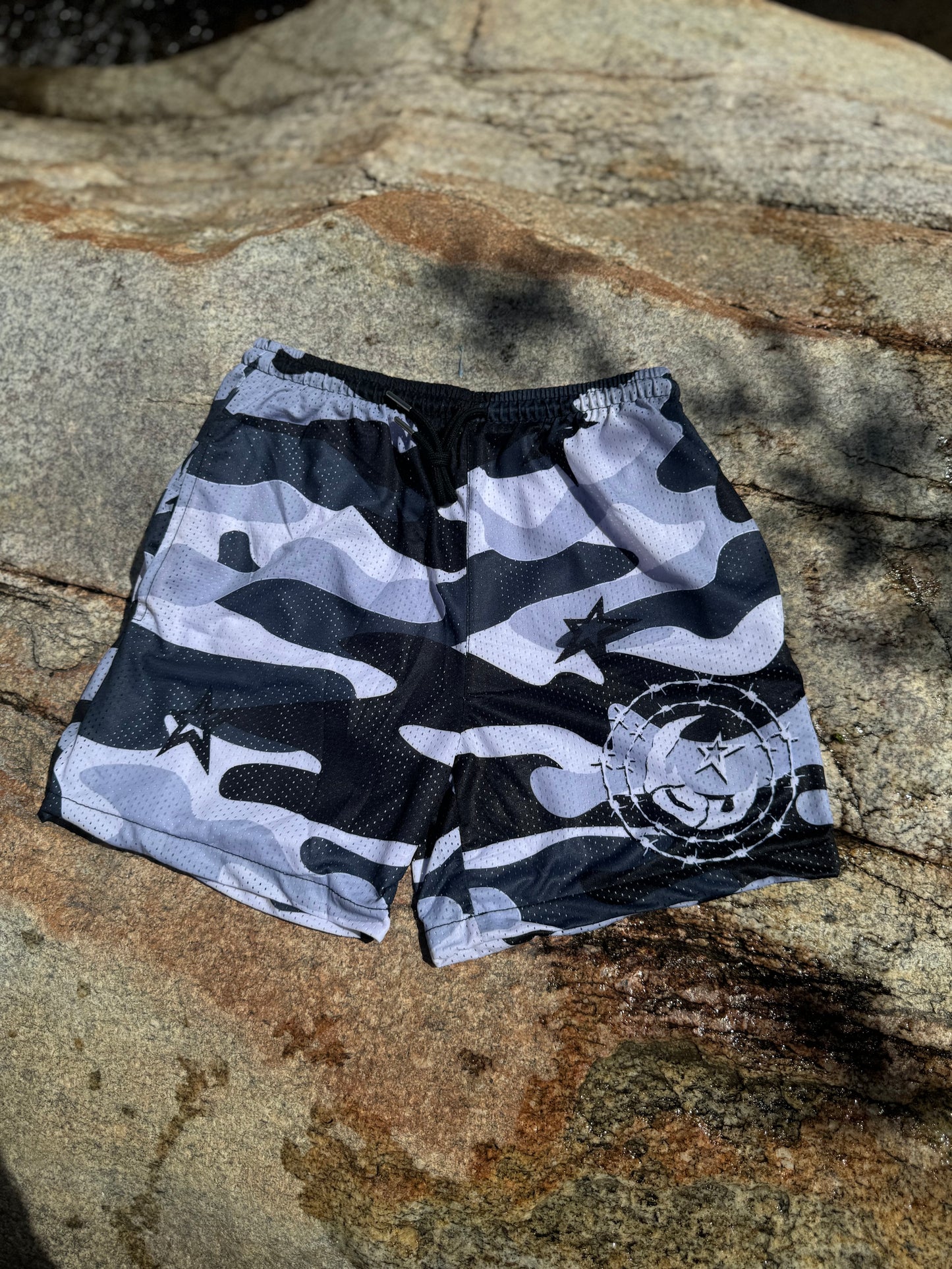 Star camo mesh shorts